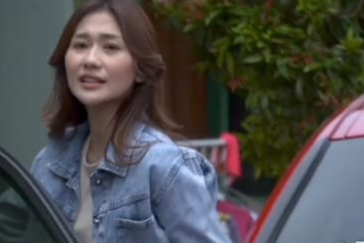 Cinta Alesha Hari ini Jumat, 16 Desember 2022 Episode 119 di RCTI: Sandra Memata-Matai Alesha dan Nek Itoh di Kampung Cikodot 