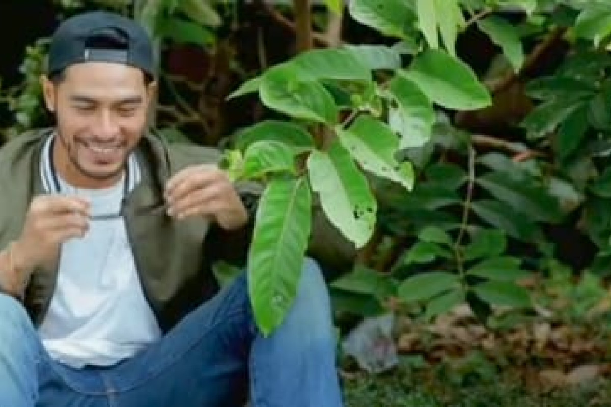 Episode 346 Suami Pengganti Hari ini Minggu, 19 Februari 2023 di ANTV: Dion Bersiap Mencelakai Ariana dengan Melemparkan Batu Besar ke Dalam Danau 